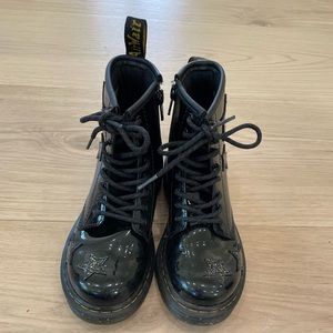 Little girl Drs Martens in black